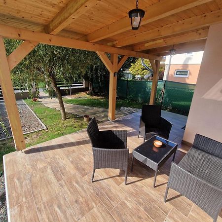 Pipacs Apartmanhaz Harkány Extérieur photo